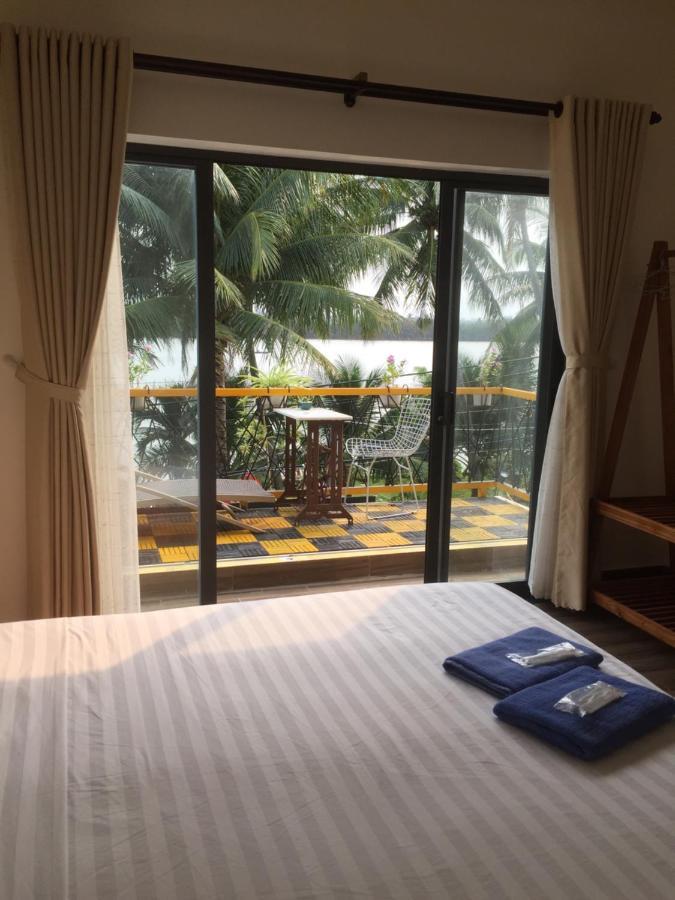 Coral Riverside Homestay & Hostel ホイアン エクステリア 写真