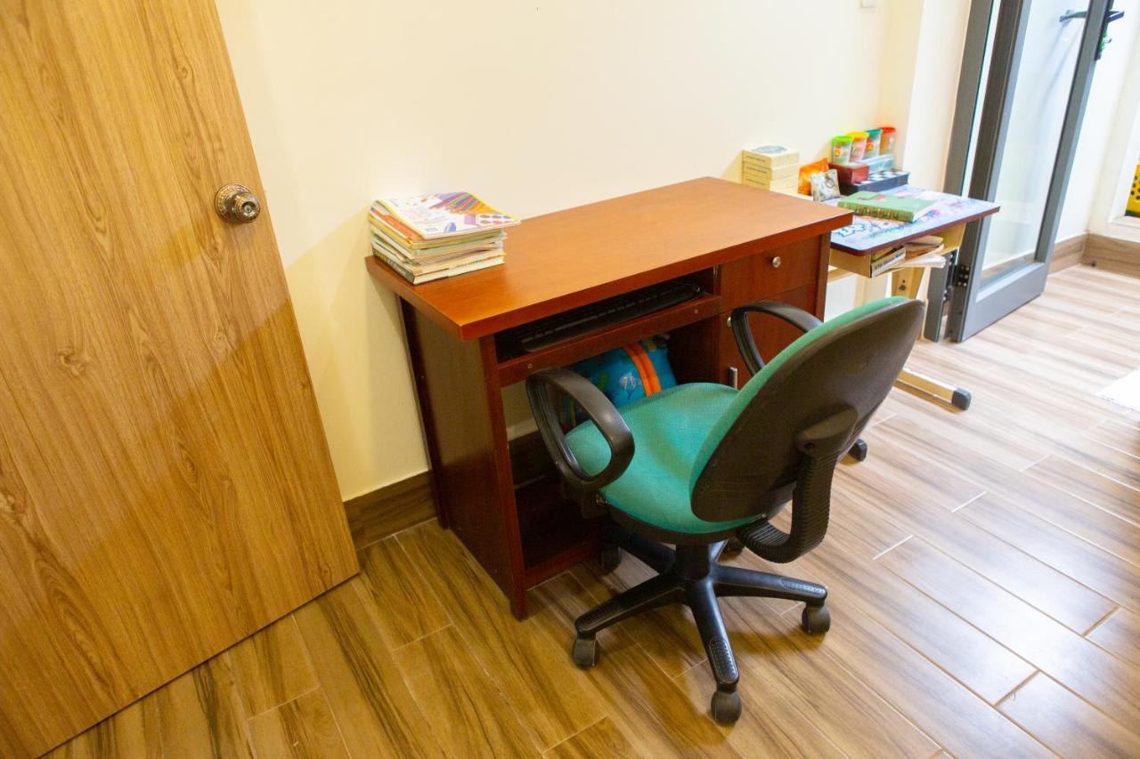 Coral Riverside Homestay & Hostel ホイアン エクステリア 写真