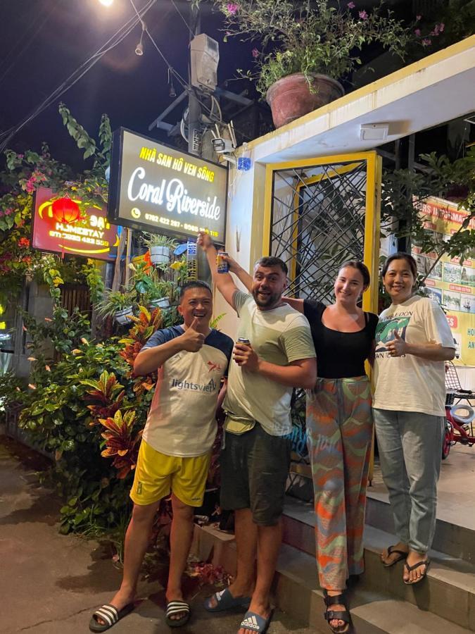 Coral Riverside Homestay & Hostel ホイアン エクステリア 写真