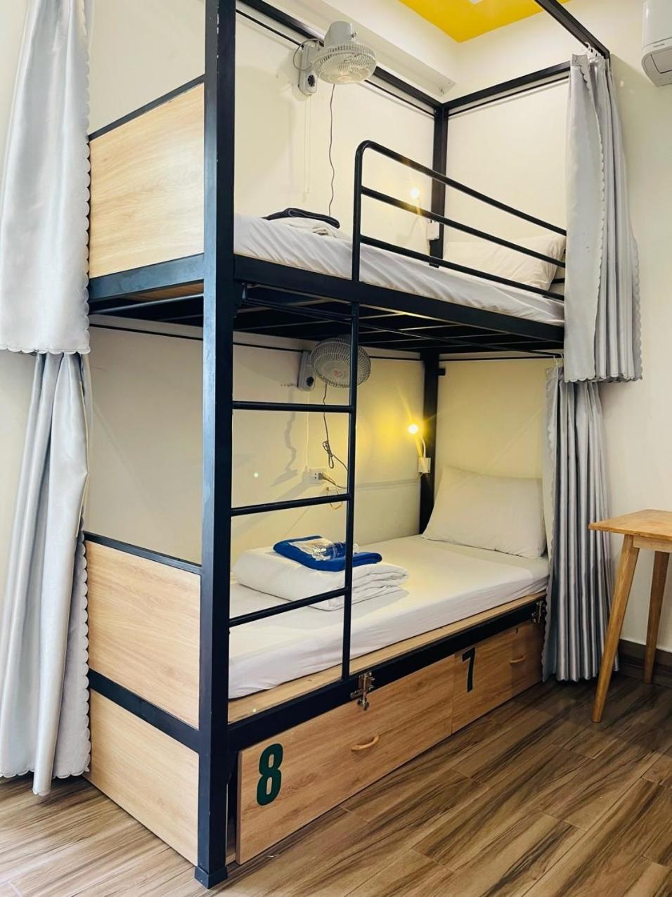 Coral Riverside Homestay & Hostel ホイアン エクステリア 写真