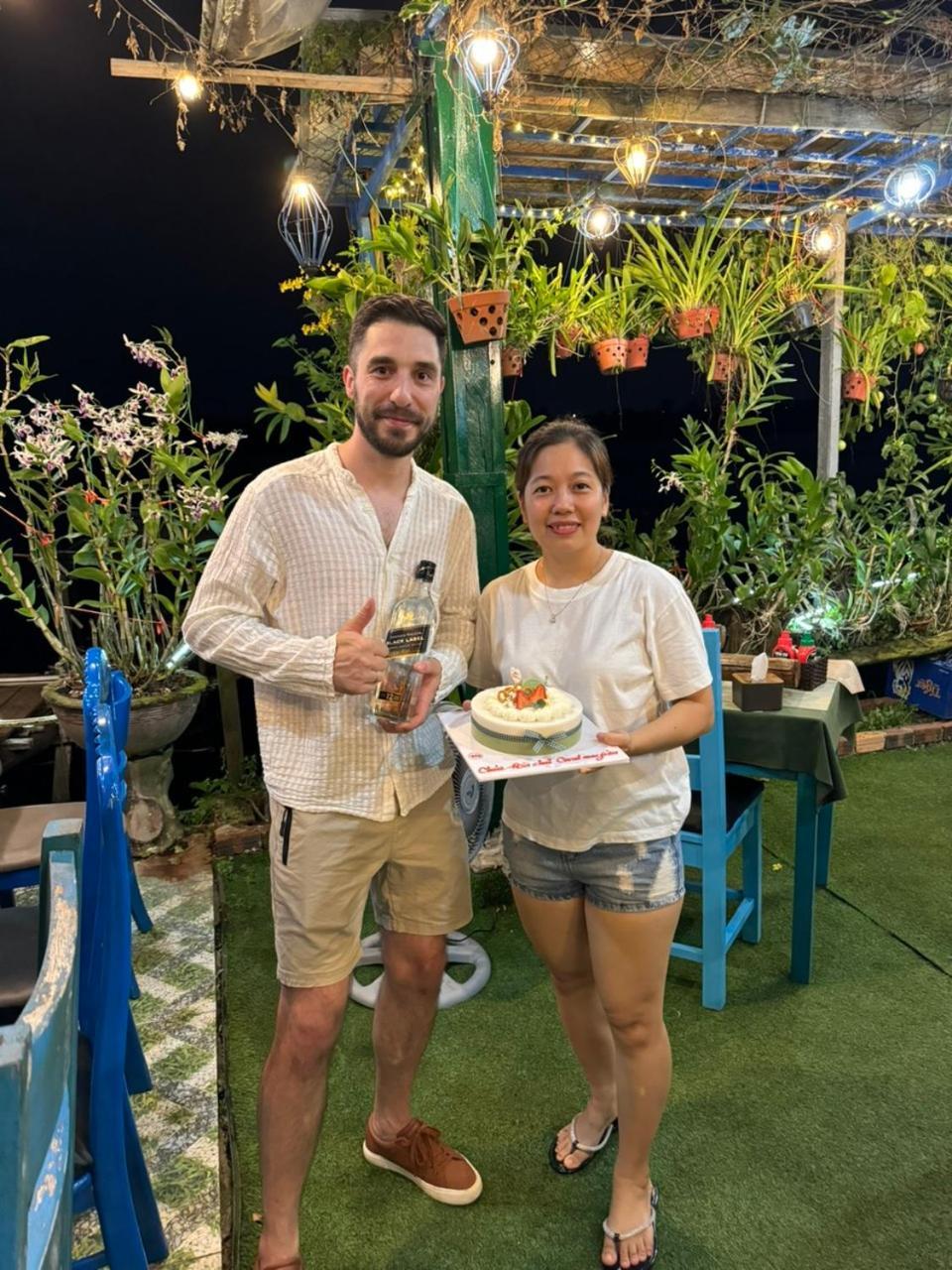 Coral Riverside Homestay & Hostel ホイアン エクステリア 写真